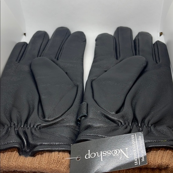 Noos Shop Goat Leather Gloves Lined w/ Camel Wool - Picture 2 of 5